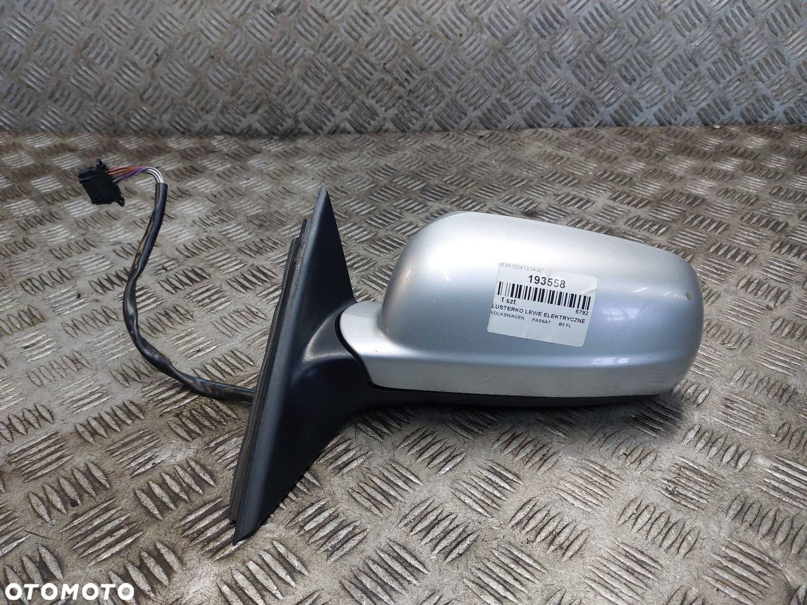 LUSTERKO LEWE ELEKTRYCZNE VOLKSWAGEN PASSAT B5 FL LA7W 8 PIN EU - 1