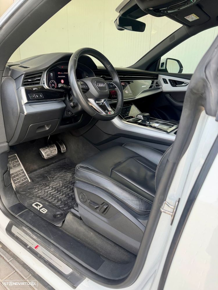 Audi Q8 50 TDI quattro Tiptronic - 32