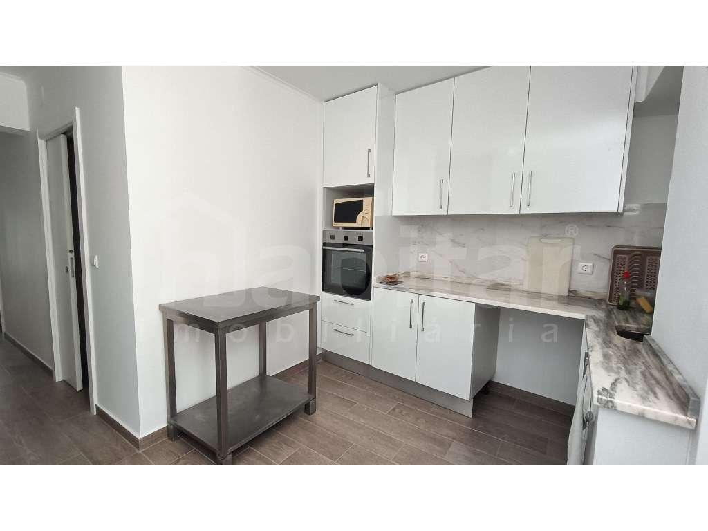 Apartamento T1 - Grande imagem: 2/13