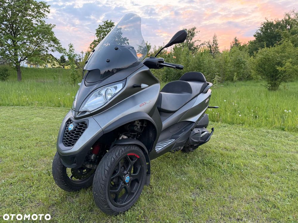 Piaggio MP-3 - 1