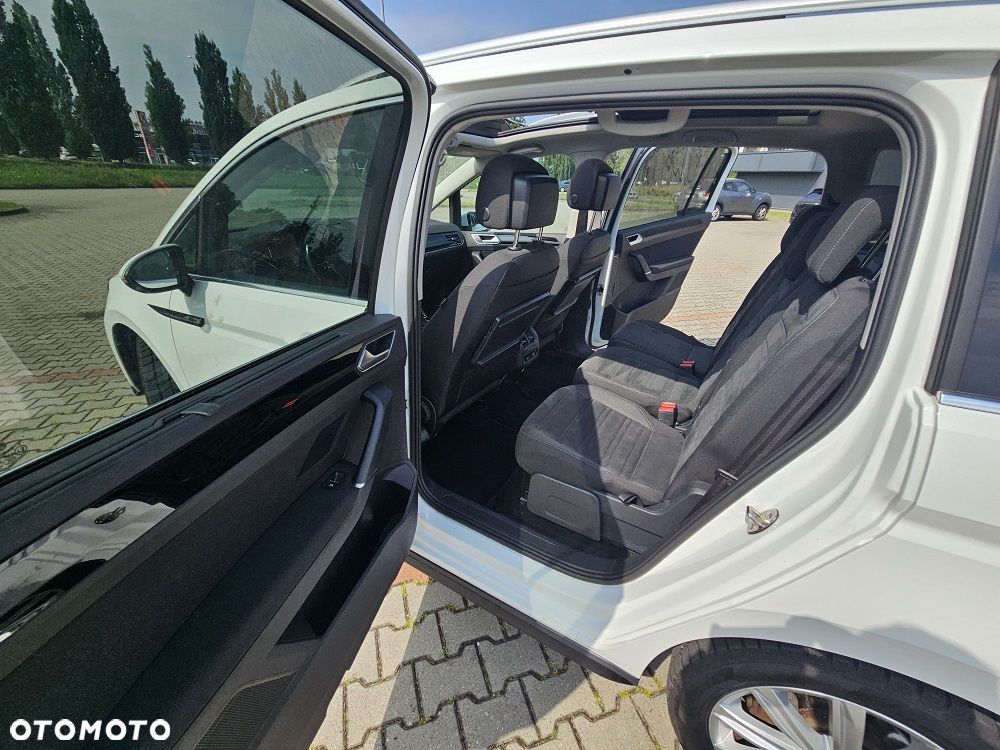 Volkswagen Touran 1.5 TSI EVO Special Edition DSG - 12