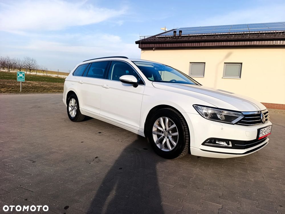 Volkswagen Passat - 9