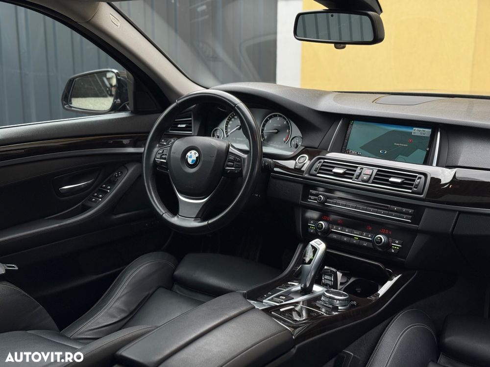 BMW Seria 5 530d xDrive Aut. - 12