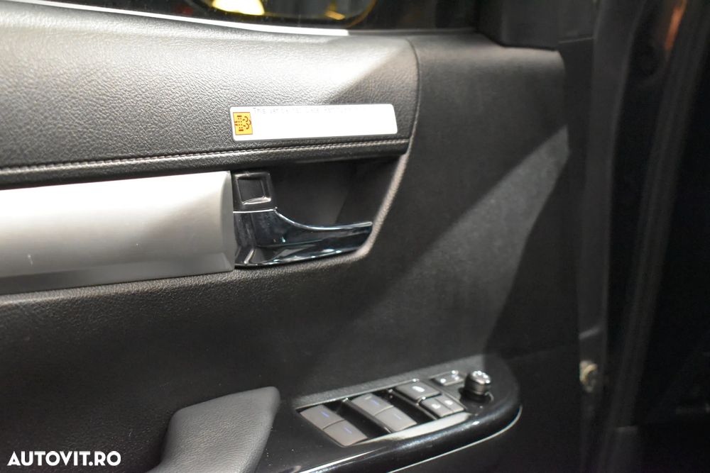 Toyota Hilux 2.4D 150CP 4x4 Double Cab AT Executive - 23