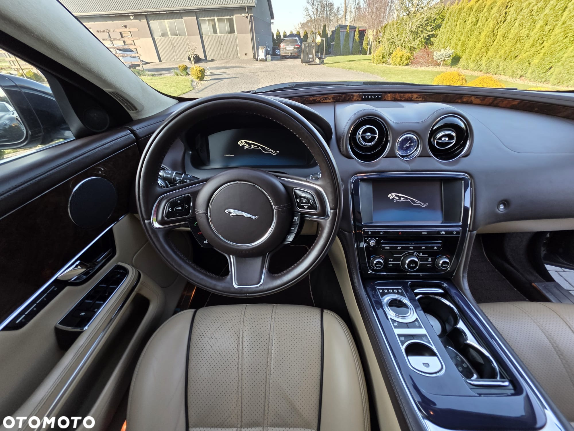 Jaguar XJ 3.0 D V6 Portfolio - 12