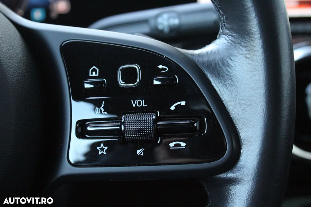 Mercedes-Benz CLA 180 d 7G-DCT - 12