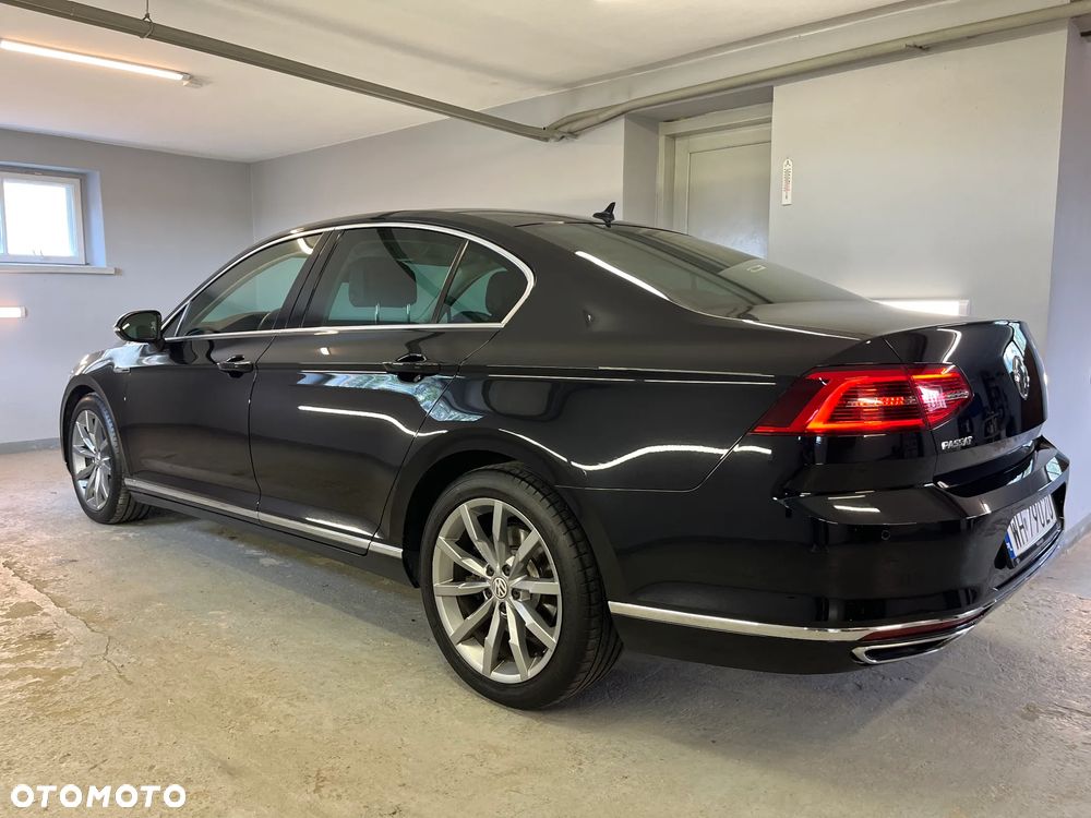 Volkswagen Passat 2.0 TSI 4Mot Highline DSG - 2