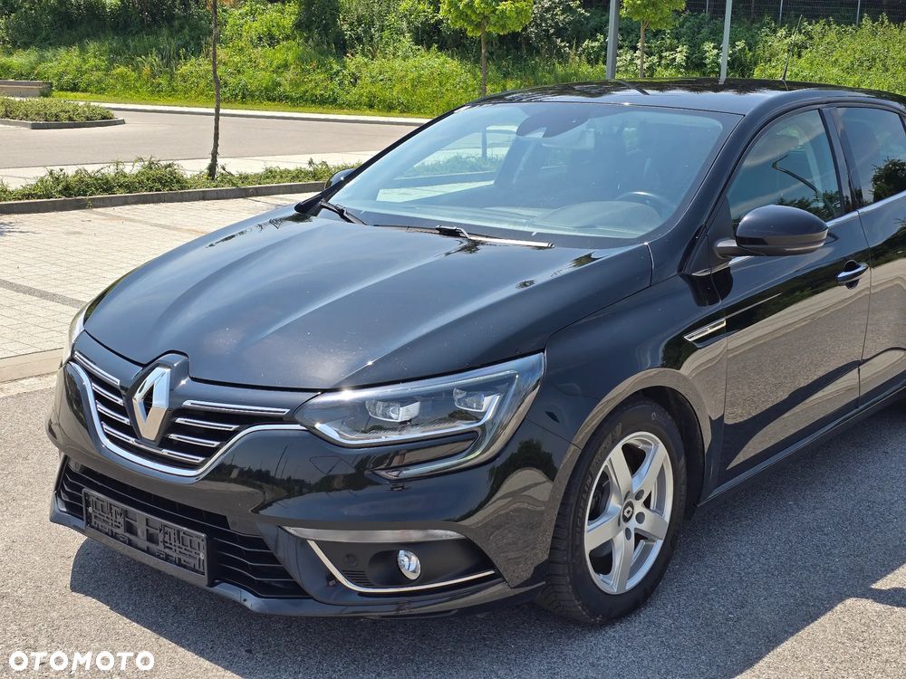 Renault Megane BLUE dCi 115 BOSE EDITION - 17