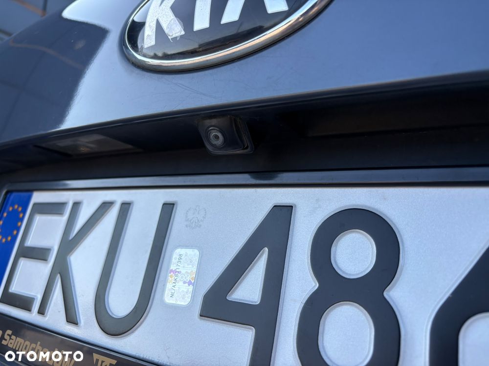 Kia Ceed 1.6 CVVT ISG Spirit - 19