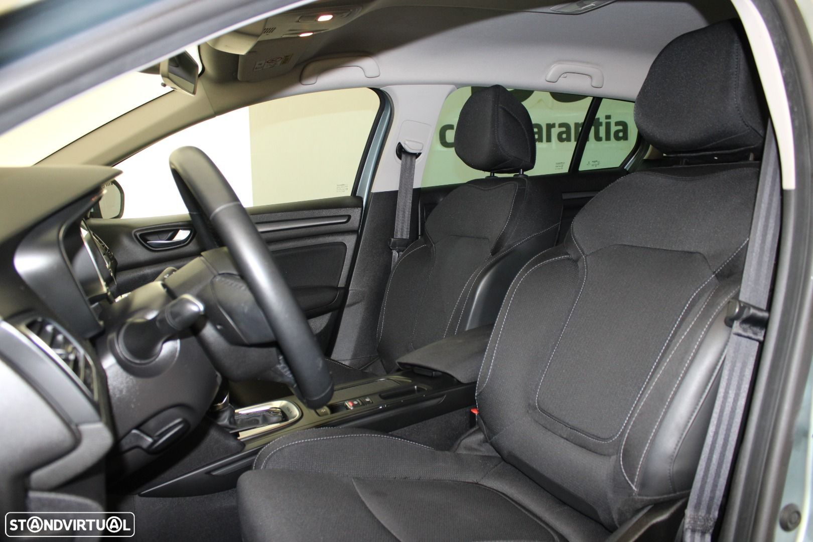 Renault Mégane Sport Tourer 1.6 E-Tech Plug-In Zen - 27