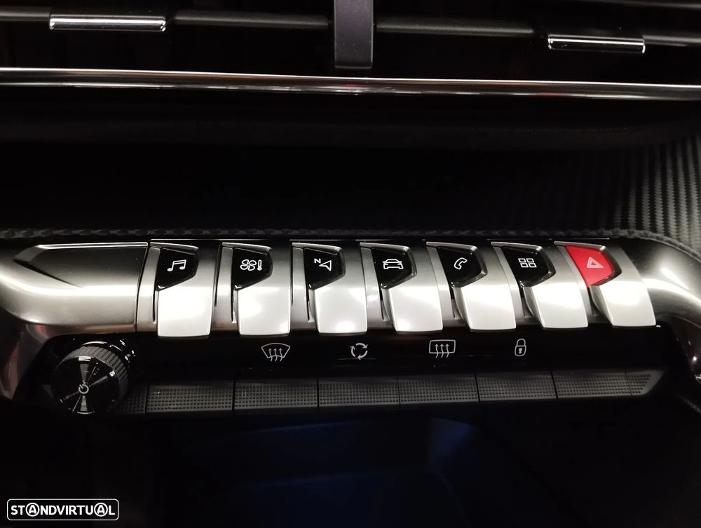 Peugeot 5008 1.2 PureTech Allure EAT8 - 35