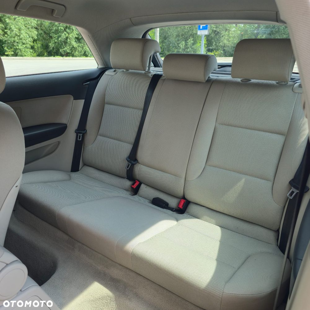 Audi A3 3-drzwiowe 1.6 TDI S line Sportpaket - 31