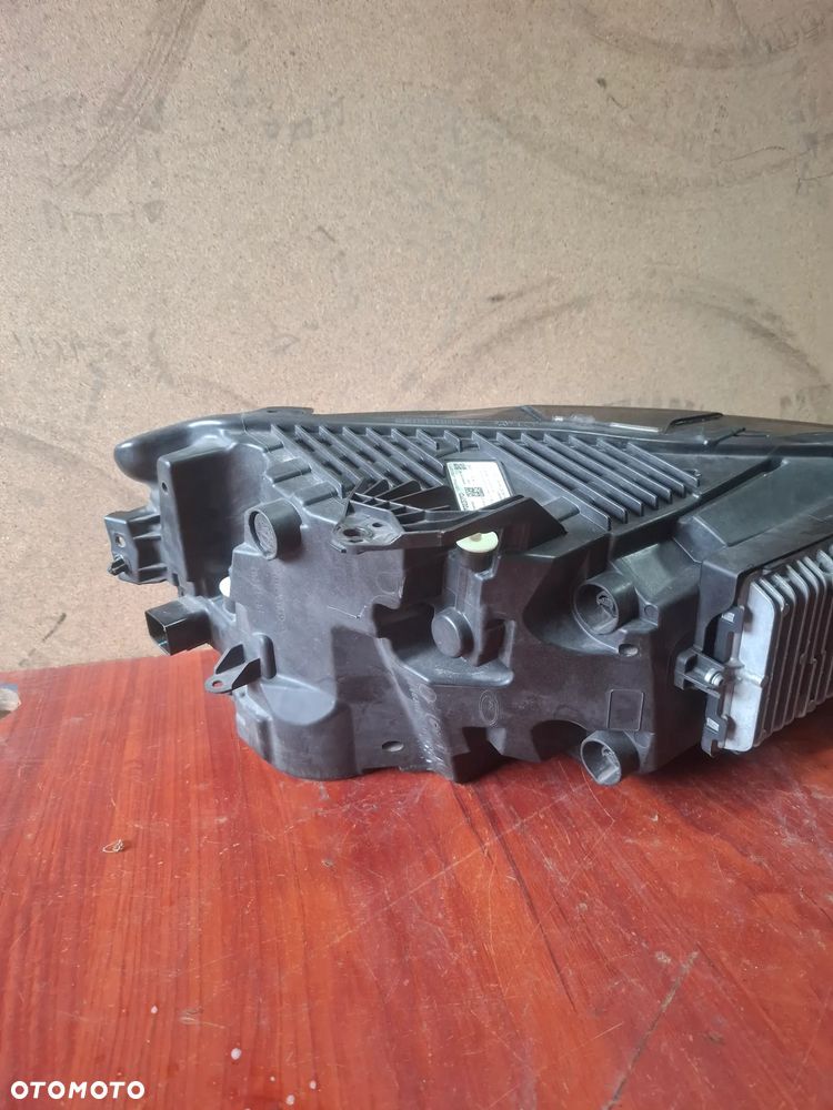 Volvo XC60 II Lampa Lewa Przód Full Led USA 32228488 - 4