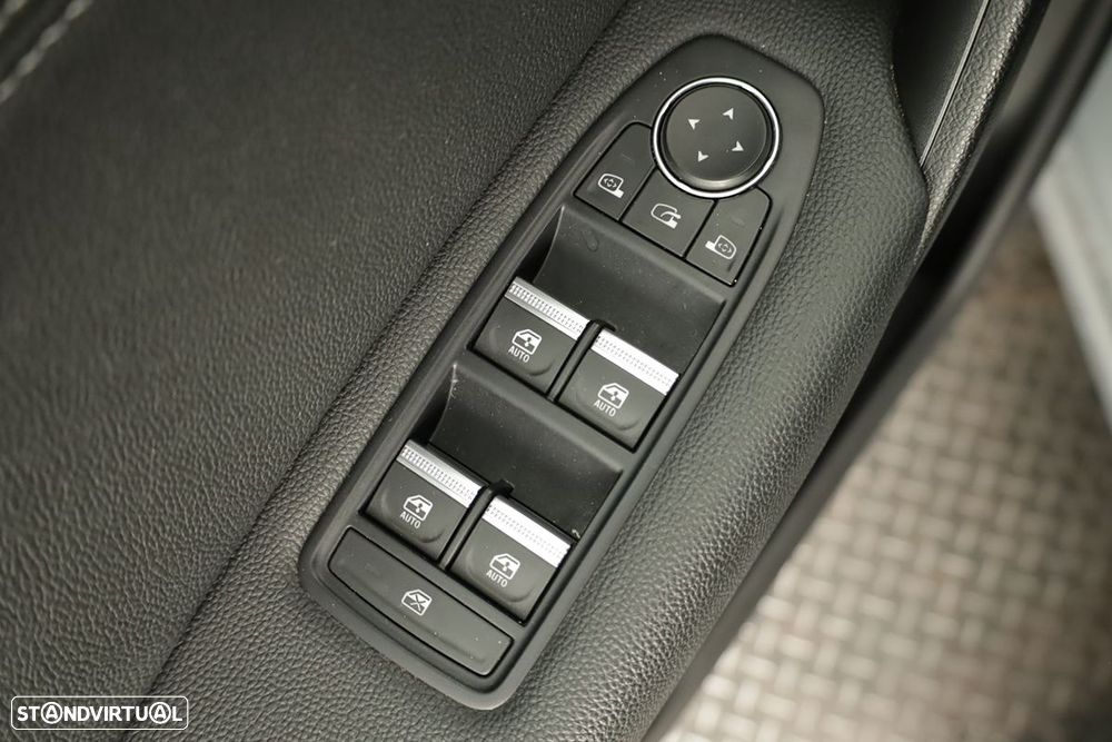 Renault Captur 1.0 TCe Techno Bi-Fuel - 22