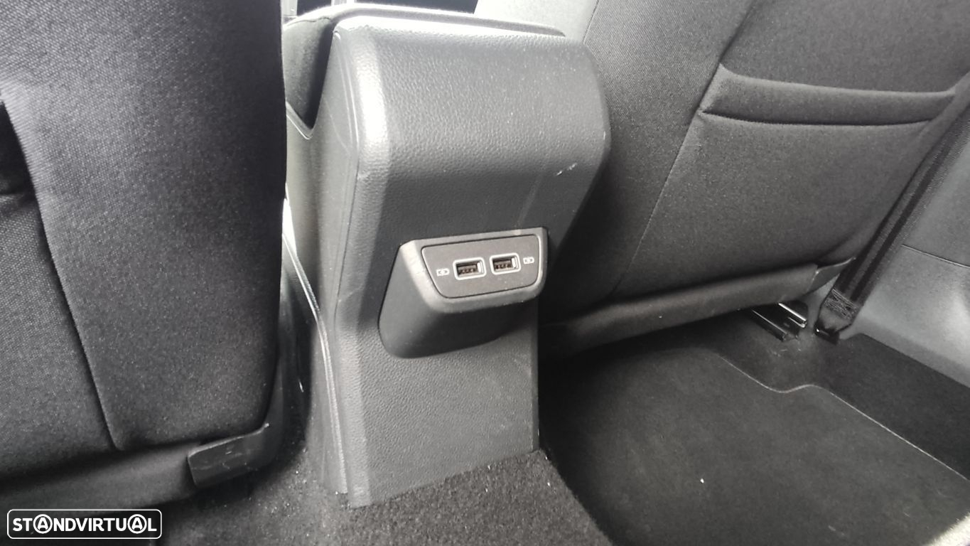 VW Polo 2.0 TSI DSG GTI - 35