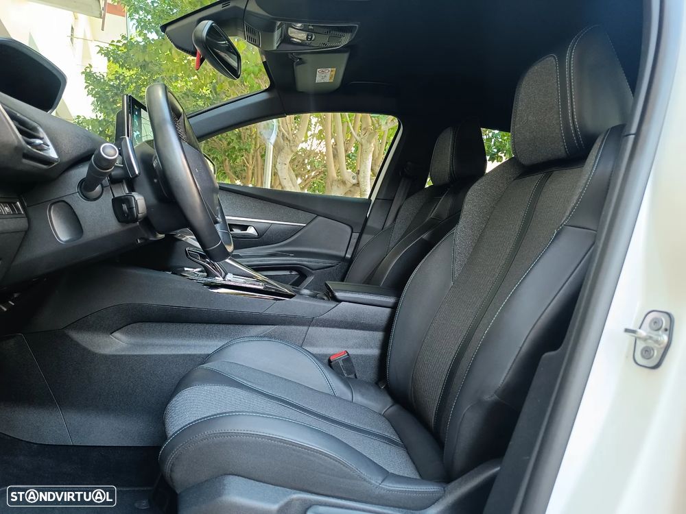 Peugeot 3008 1.6 Hybrid Allure Pack e-EAT8 - 12