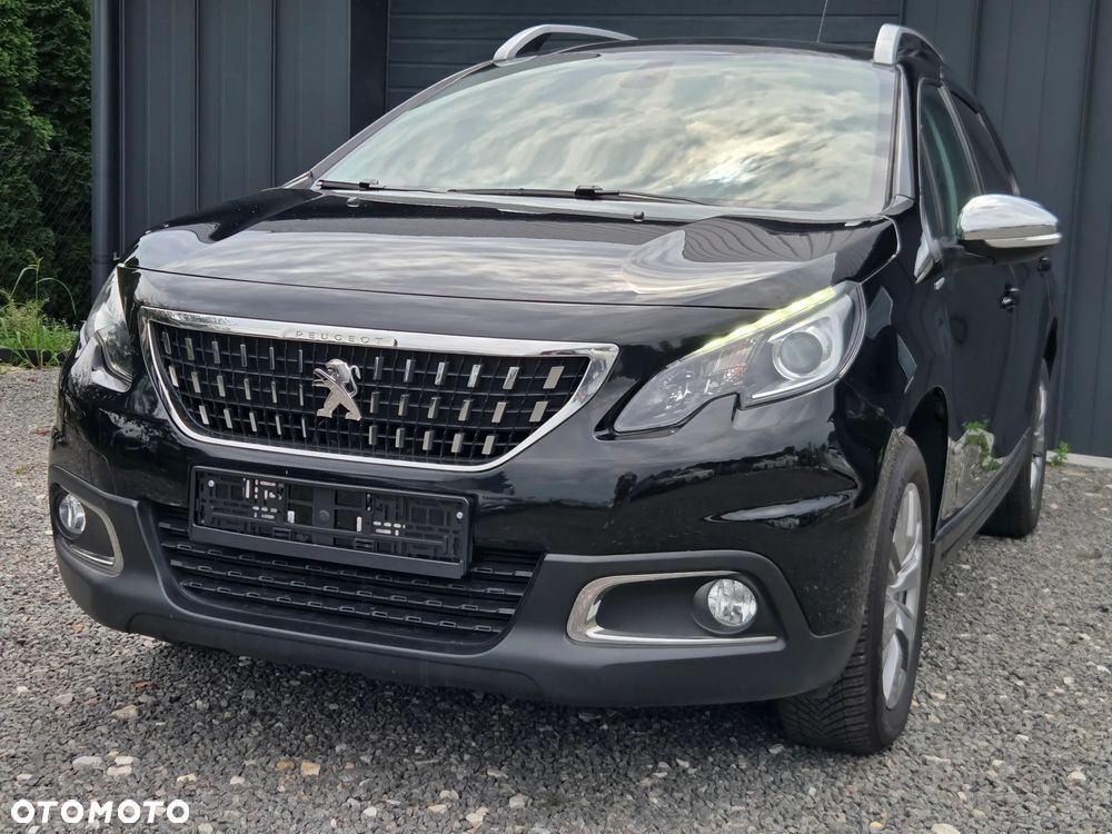 Peugeot 2008 1.2 Pure Tech Active S&S - 6