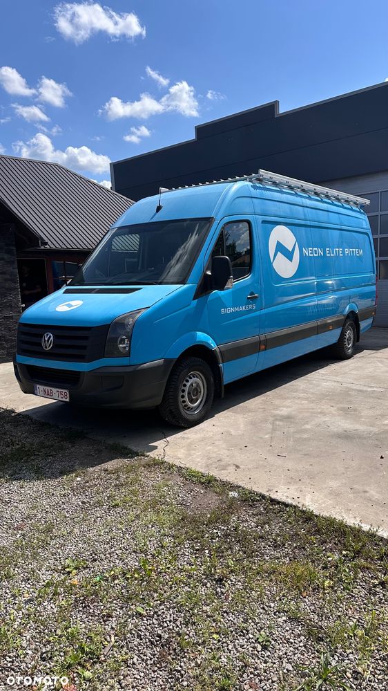 Volkswagen Crafter - 2