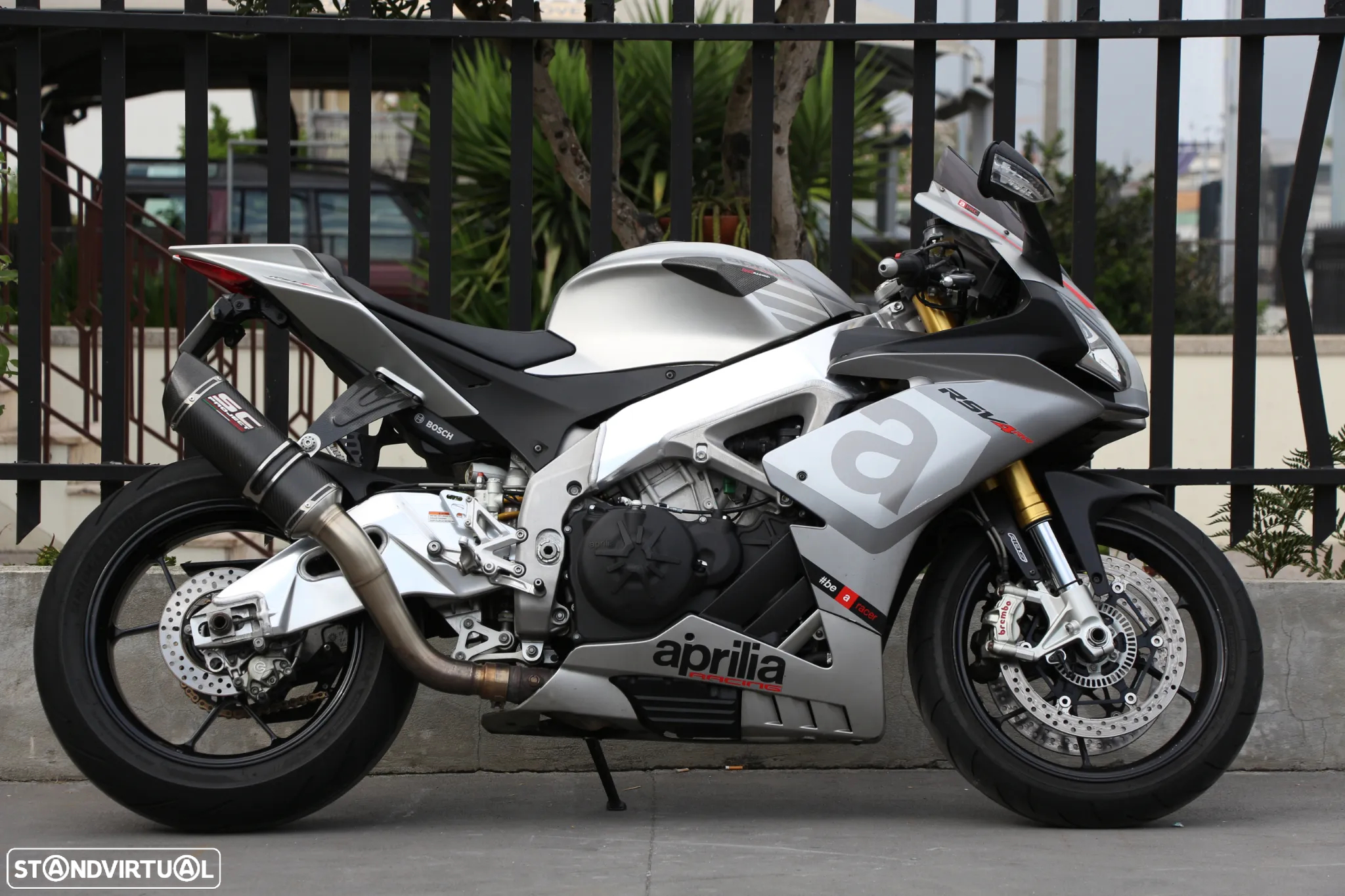 Aprilia RSV RSV4-RR - 3