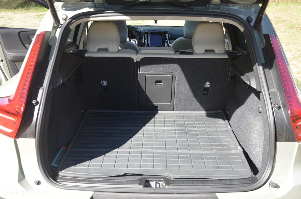 Volvo XC 40 B5 B AWD Ultimate Dark - 14