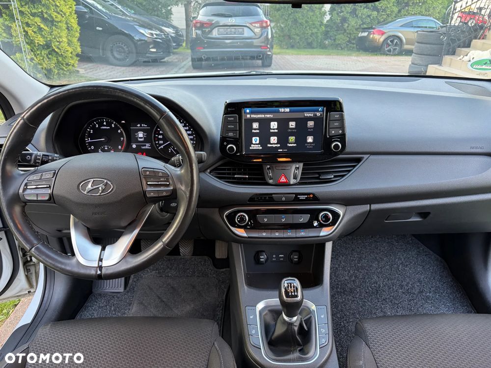 Hyundai i30 blue Kombi 1.4 Classic Navigation - 12