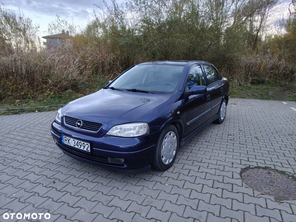 Opel Astra - 1