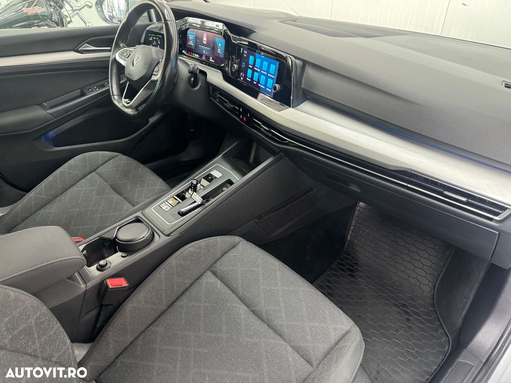 Volkswagen Golf 1.5 eTSI ACT DSG MHEV Life - 16