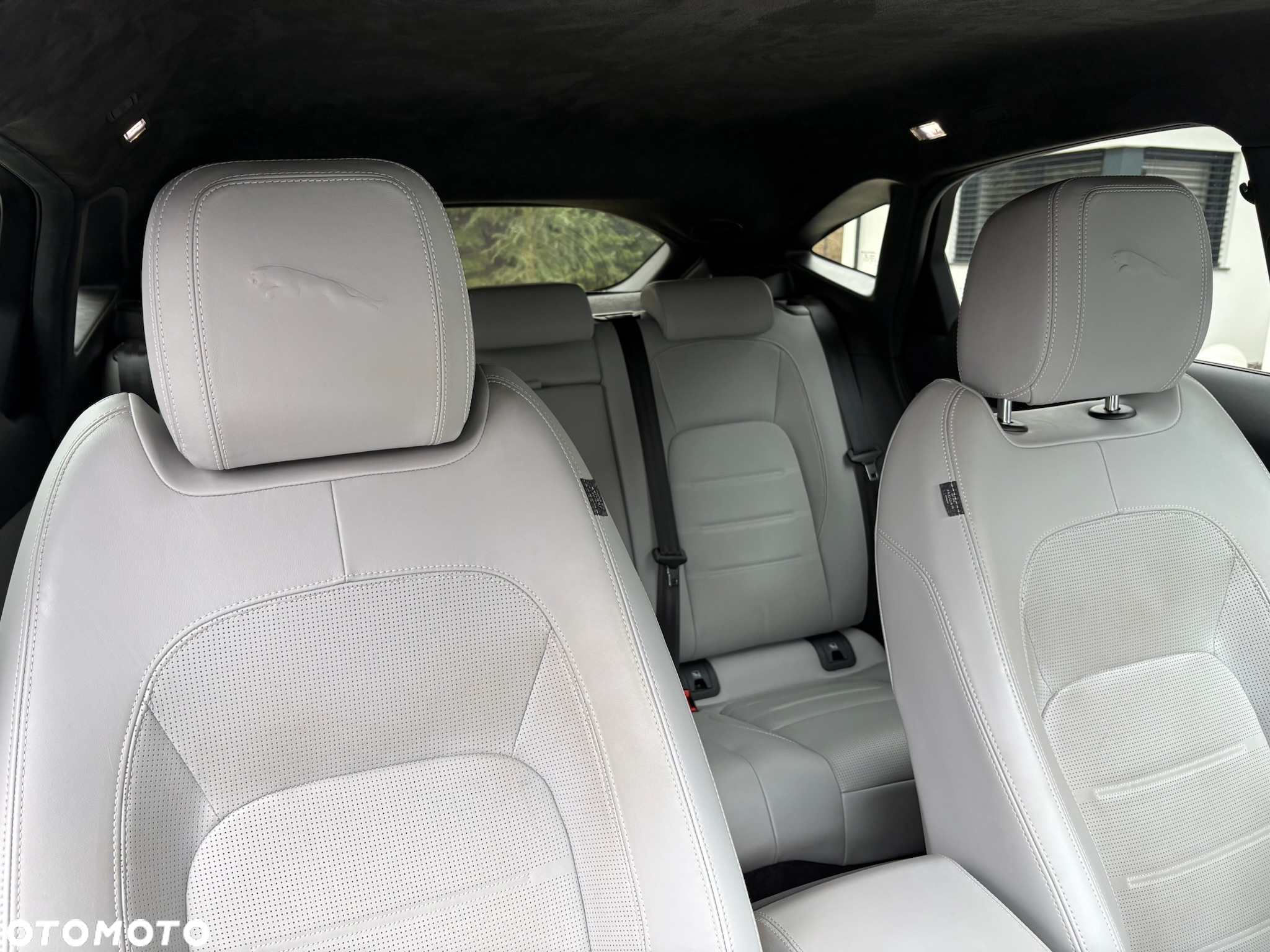 Jaguar E-Pace D165 AWD R-Dynamic S - 20