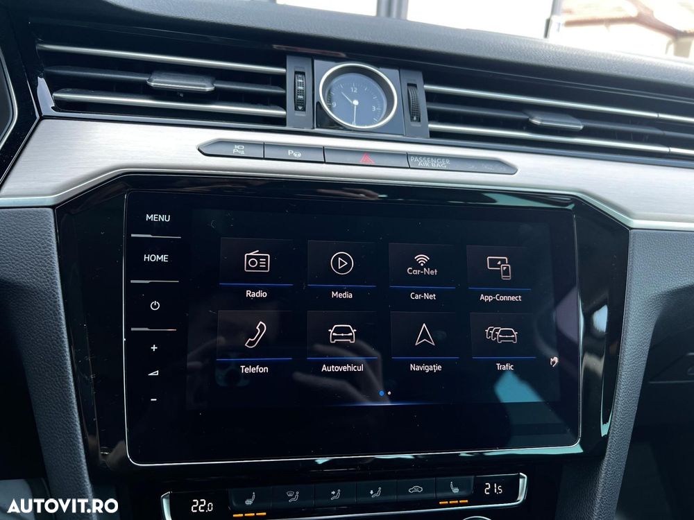 Volkswagen Passat - 24