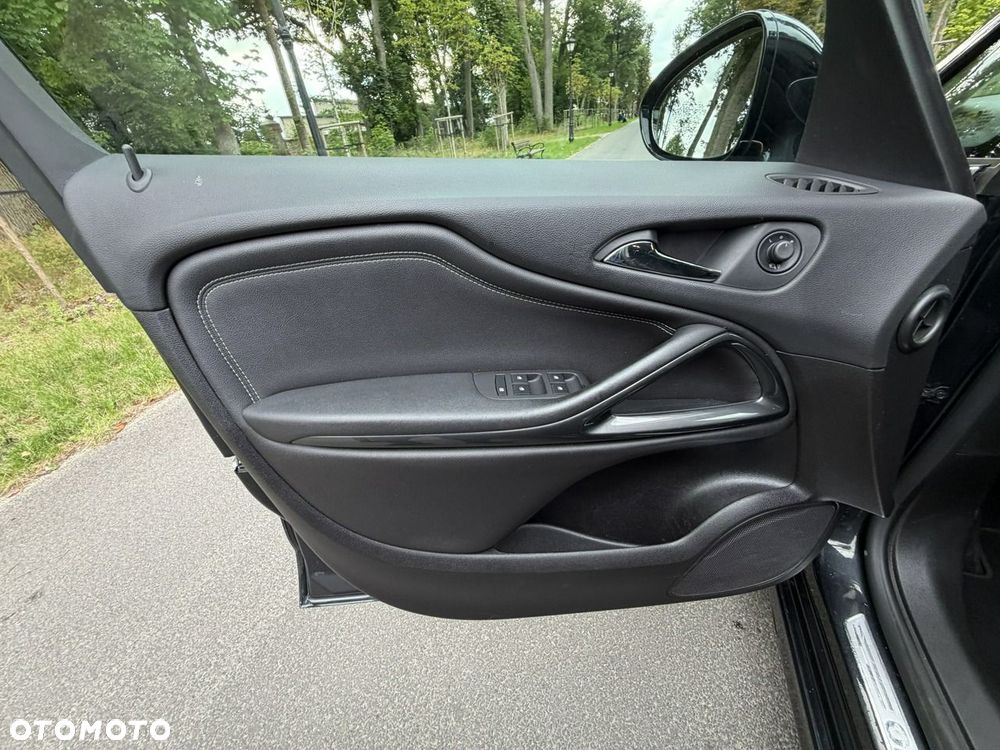 Opel Zafira - 19