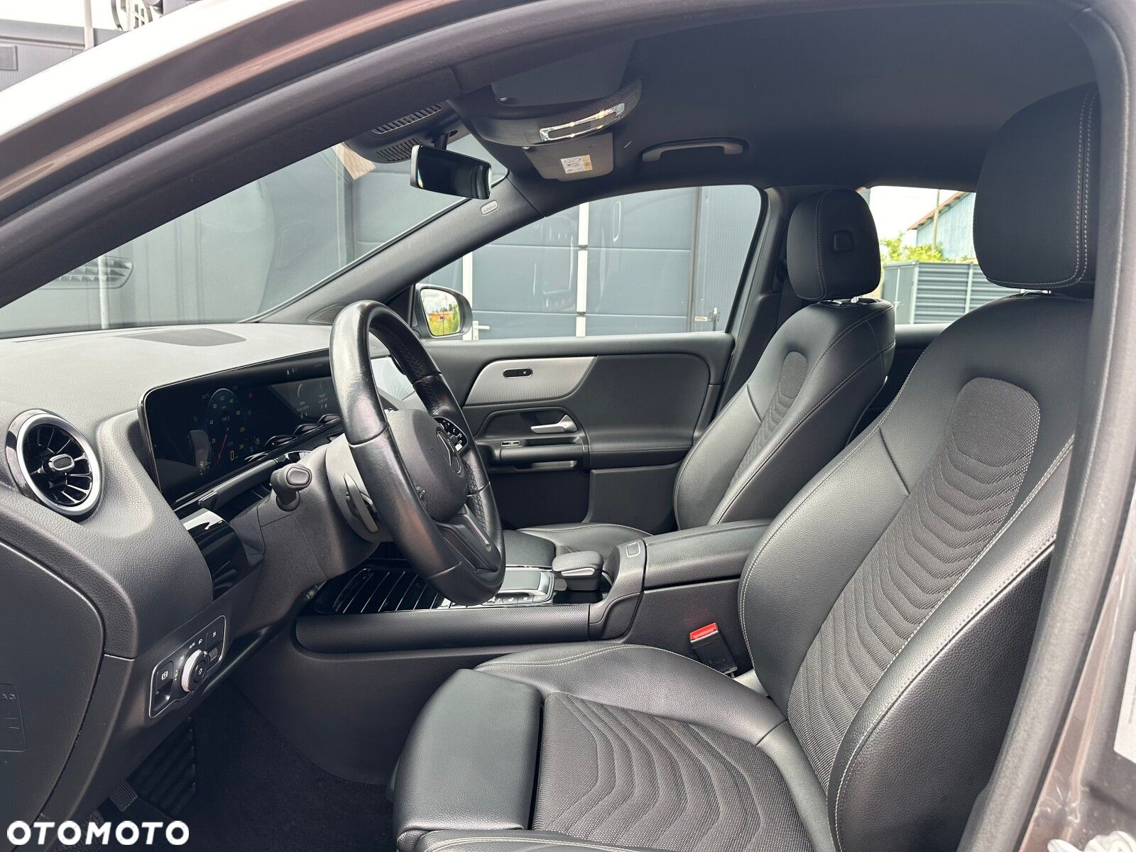 Mercedes-Benz GLA 200 Progressive - 33