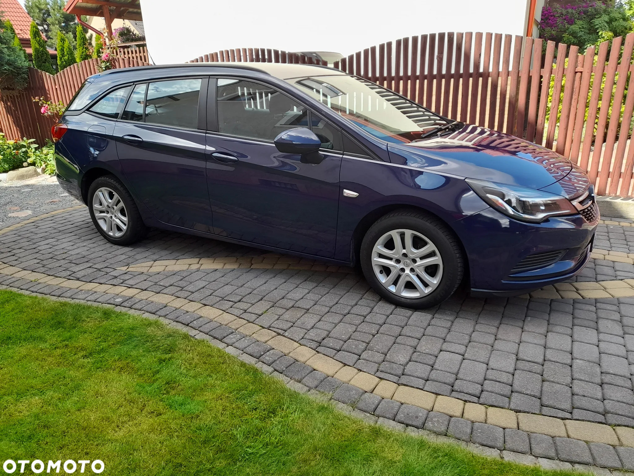 Opel Astra - 4