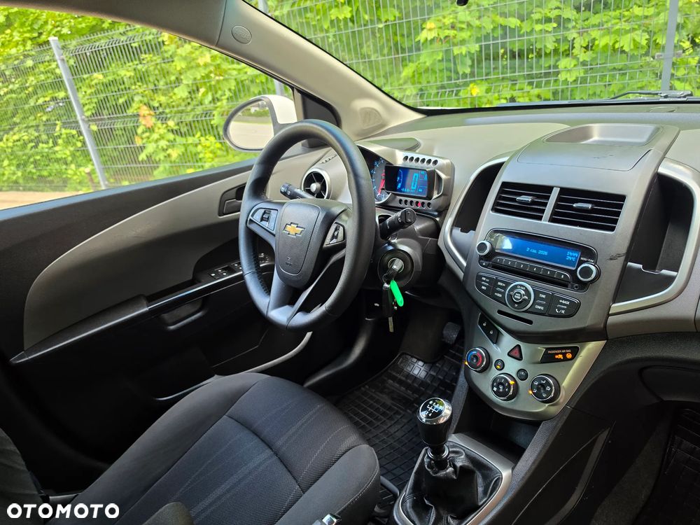 Chevrolet Aveo 1.2 LS - 13