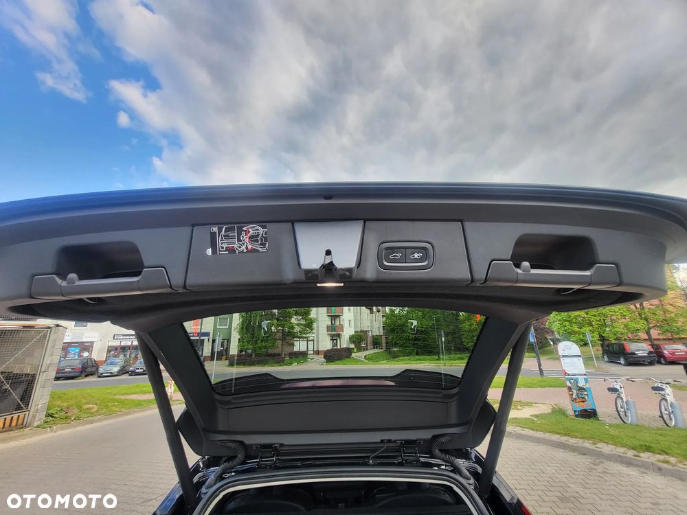 Volvo V90 Cross Country D4 AWD Geartronic - 25