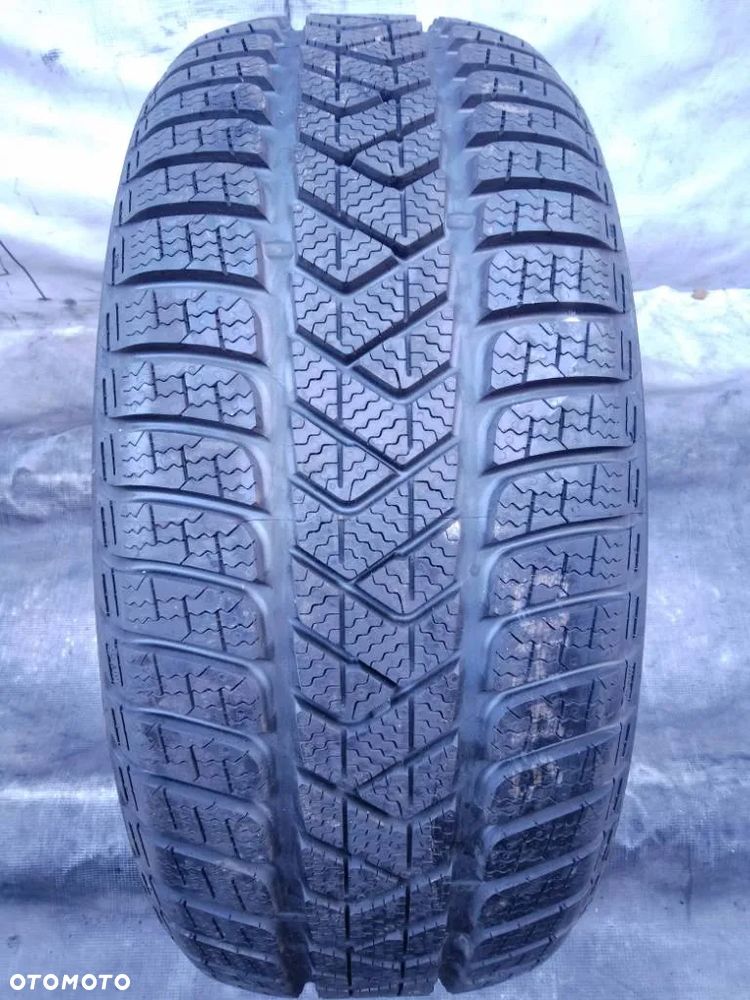 Pirelli Sottozero 3 215/55 R16 93H 2024 - 1