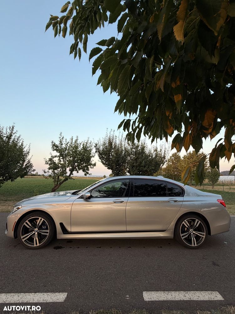 BMW Seria 7 750i xDrive Edition Exclusive - 7
