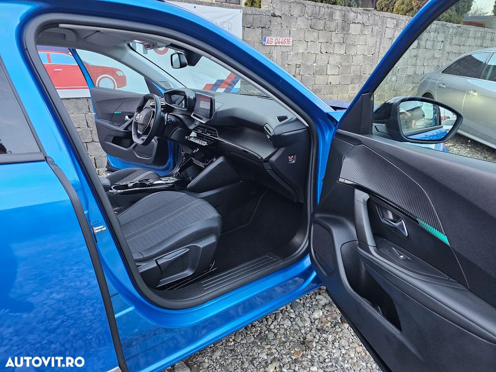 Peugeot 2008 1.5 BlueHDI STT EAT8 GT Line - 27