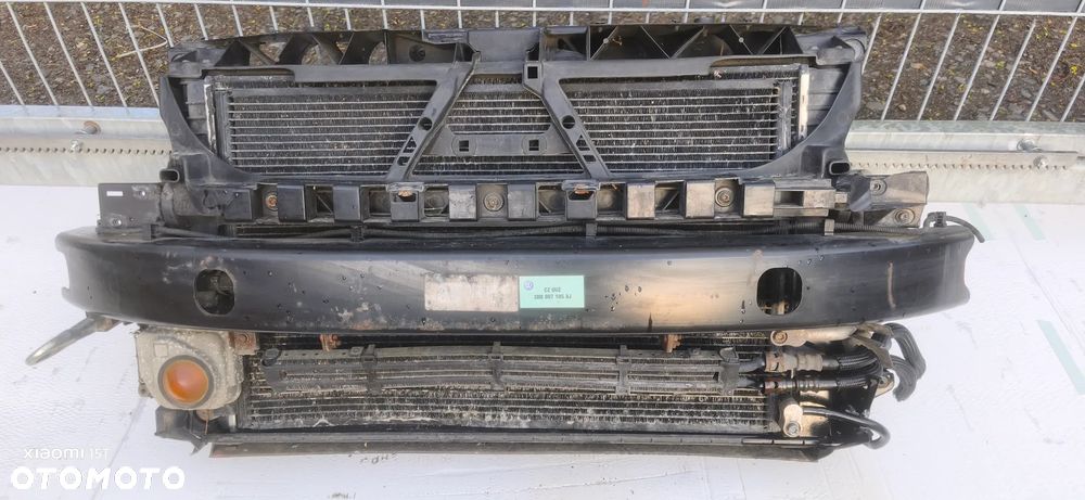 Pas przedni kompletny VW Phanton 3.0 TDI chłodnica wentylator komplet