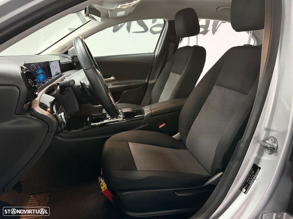 Mercedes-Benz A 180 Limousine d Business Solutions Frota Aut. - 16