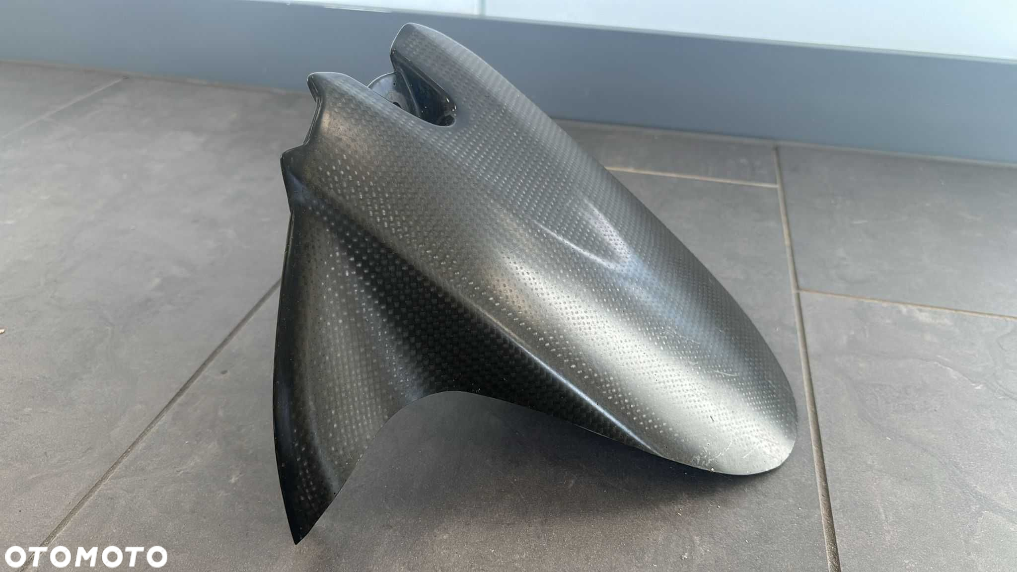 Błotnik Nadkole Carbon  Suzuki GSXR 600 750. L1 L2 L3 L4 [1164] - 2