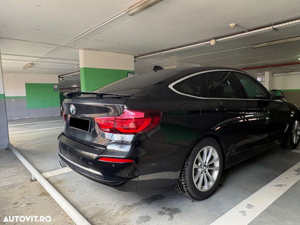 BMW Seria 3 320i GT xDrive AT - 7