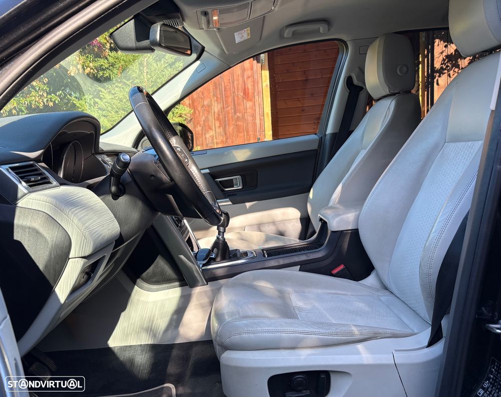 Land Rover Discovery Sport 2.2 Td4 HSE 7L - 8