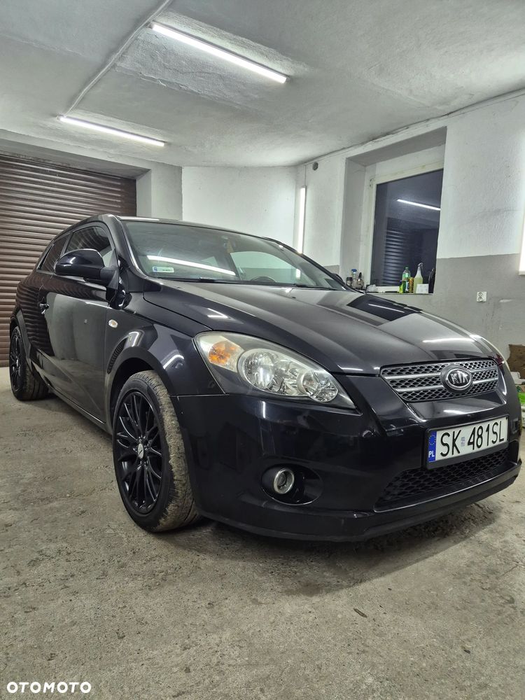 Kia Ceed 1.6 Crdi Optimum + - 2