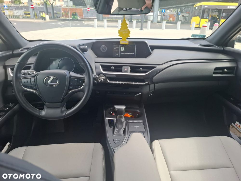 Lexus UX 200 GPF Business 2WD - 13