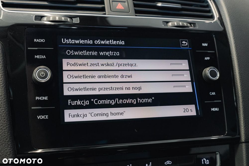 Volkswagen Golf 1.5 TSI BMT Evo Highline DSG - 20