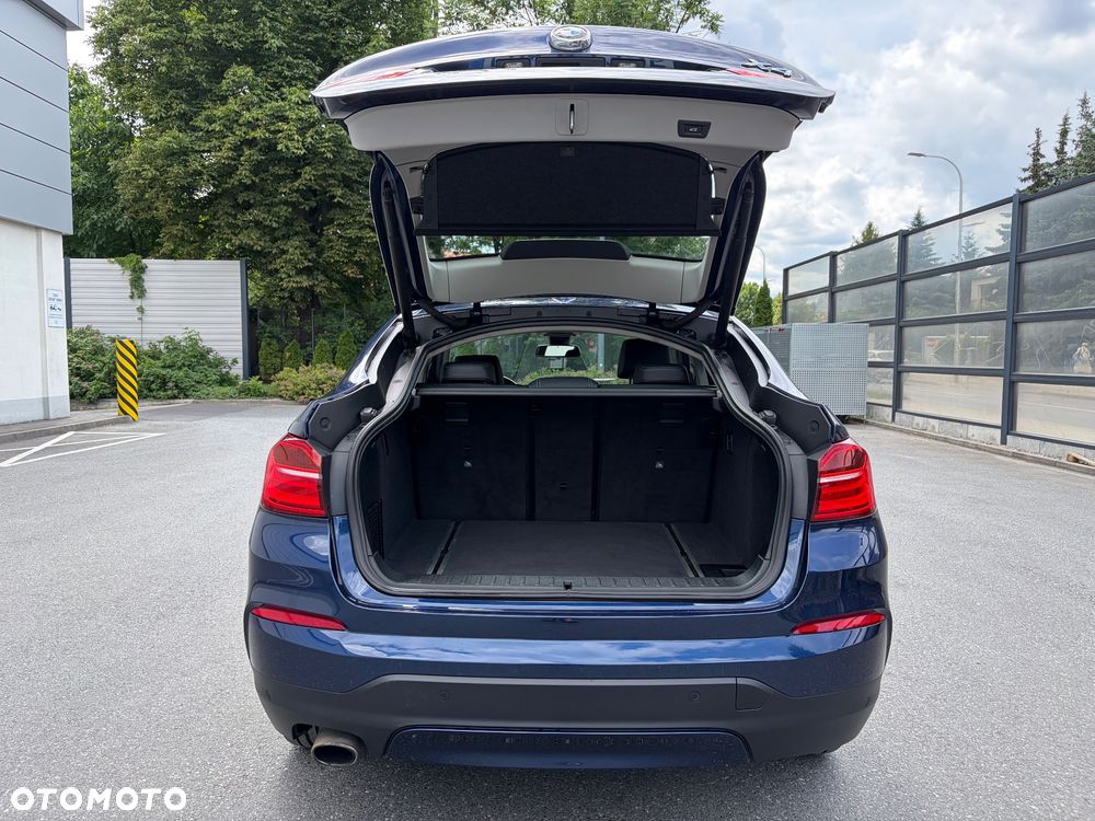 BMW X4 xDrive20i - 10