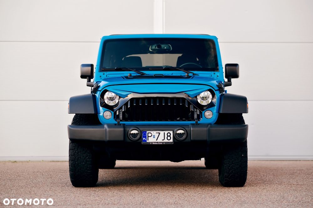 Jeep Wrangler 3.6 Unlim X - 14