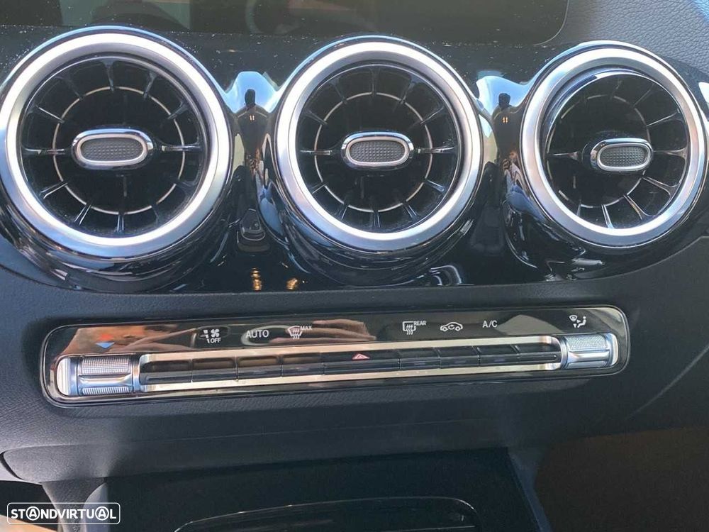 Mercedes-Benz B 180 d - 11