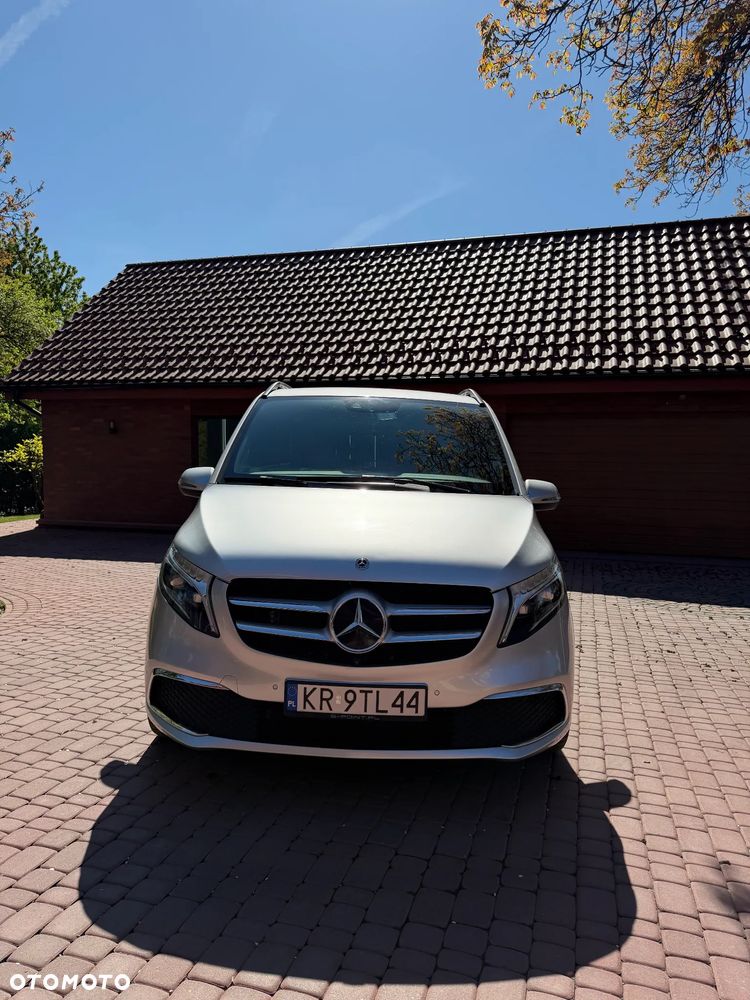 Mercedes-Benz Klasa V 300 d Exclusive 9G-Tronic (d³ugi) - 12