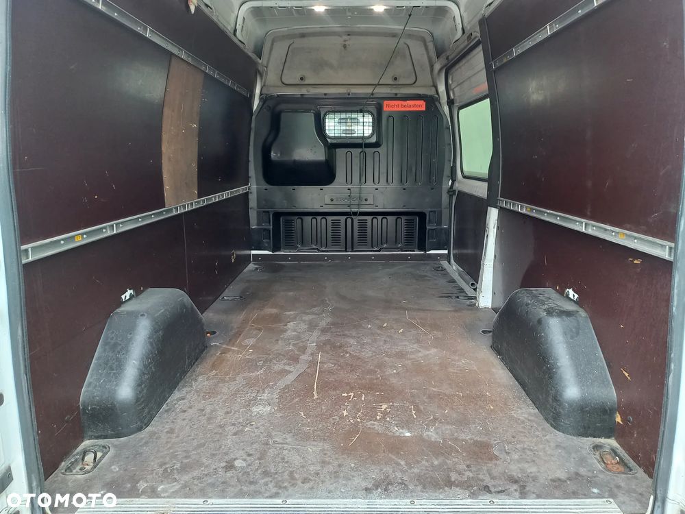 Ford Transit - 12
